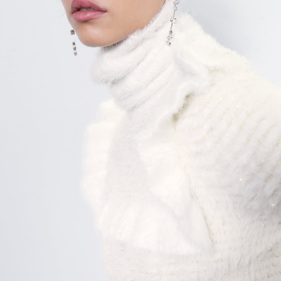 ZARA Faux Fur Sweater With Metallic Thread - Picture 7 of 8